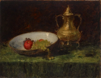 Bodegón con platos de fruta y cobre.