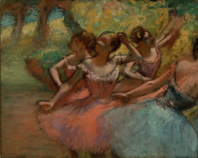 Cuatro bailarinas en el escenario