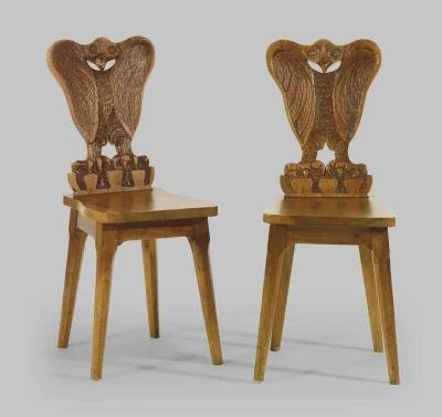 El diseño de los dos sillas en forma de lechuza