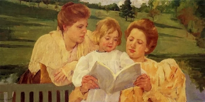 Leyendo en el jardín