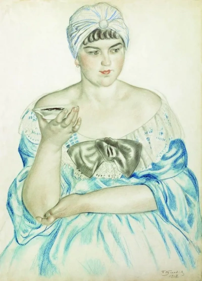 Mujer bebiendo té