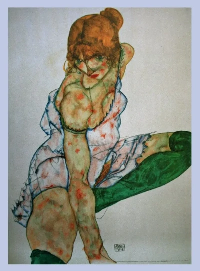Mujer con medias verdes
