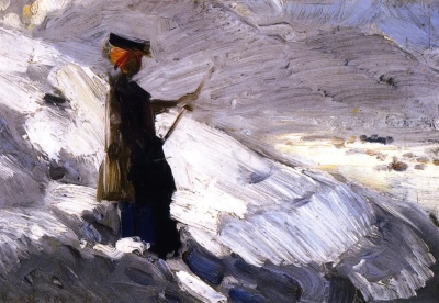 Mujer en el fondo del paisaje de invierno