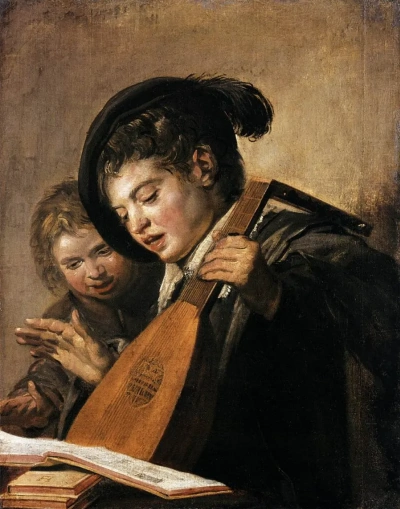 Retrato de dos niños cantando.