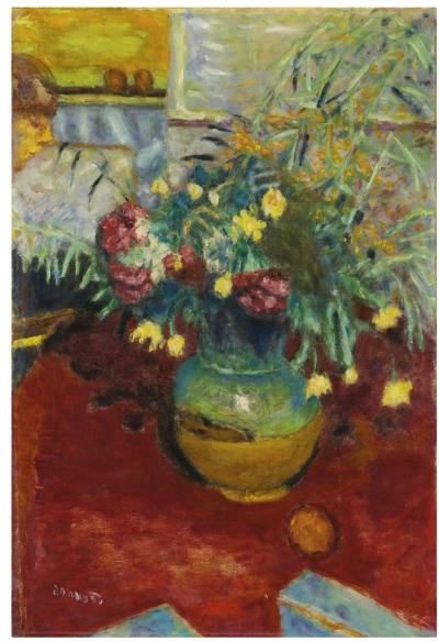 Un jarrón con flores