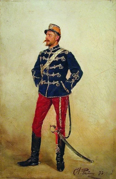 Un joven en uniforme militar